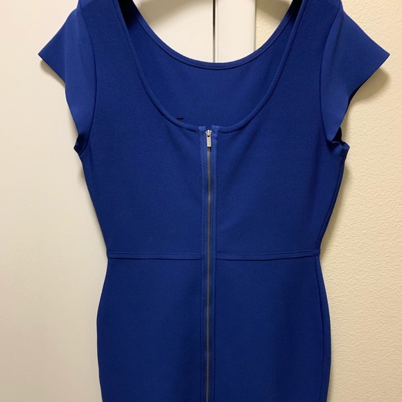 BCBG form fitting dress - Picture 3 of 6